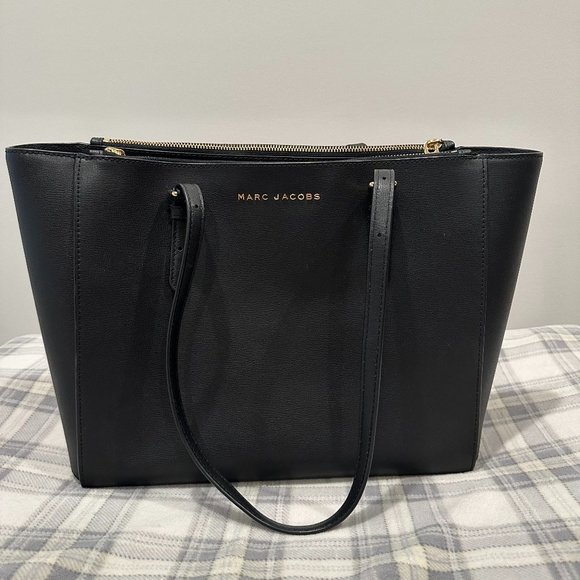 Marc Jacobs | Bags | Marc Jacobs Commuter Tote Bag | Poshmark